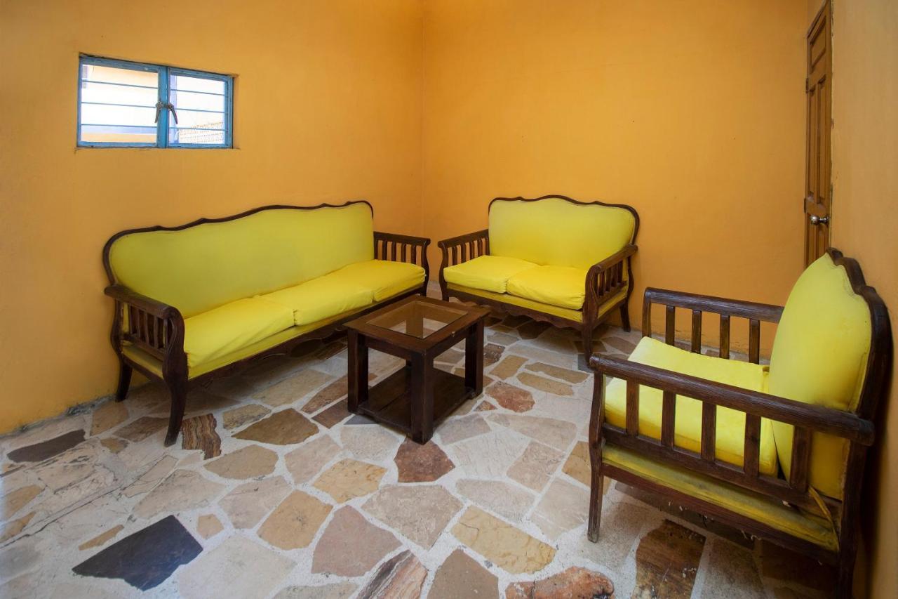 Hotel Casa De Huéspedes Hidalgo Tehuacán Exterior foto