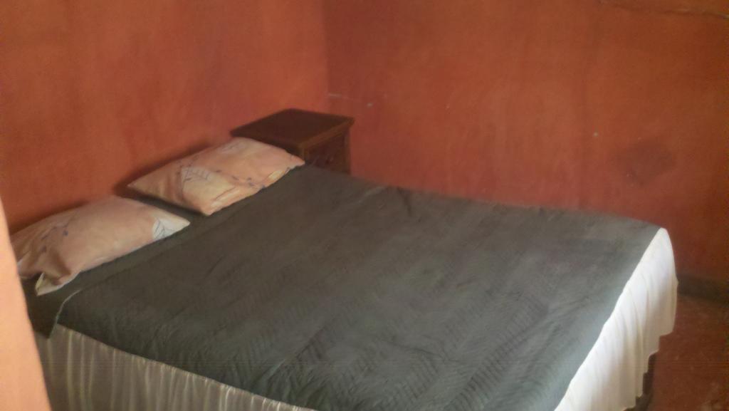 Hotel Casa De Huéspedes Hidalgo Tehuacán Habitación foto