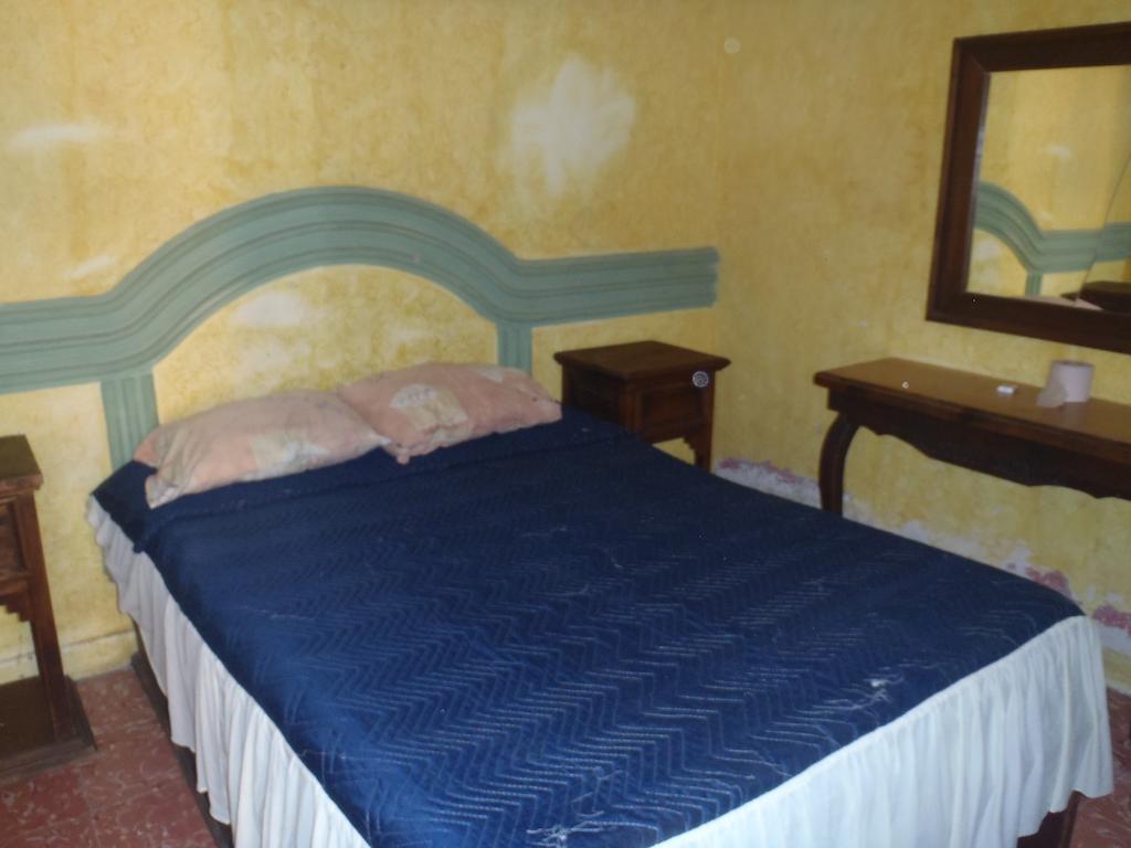 Hotel Casa De Huéspedes Hidalgo Tehuacán Exterior foto